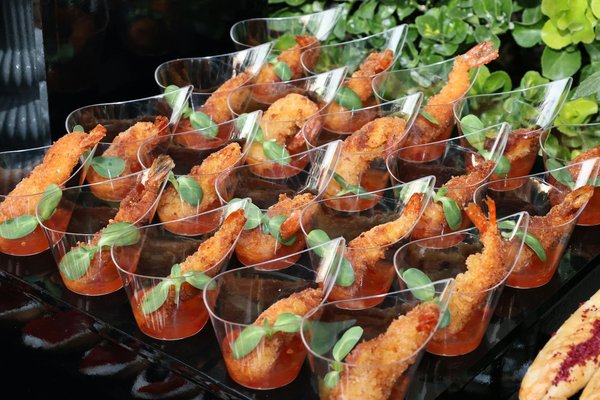 Quelles sont les meilleures méthodes pour congeler et décongeler du pain maison?