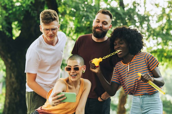 Quelles sont les alternatives légères pour un risotto crémeux sans fromage ni crème?