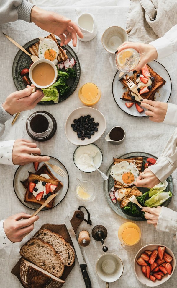 Comment créer un menu de brunch sans gluten dans un café urbain ?